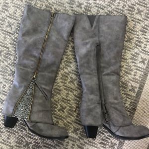 Southern Fried Chics- Southern Sass gray boot.